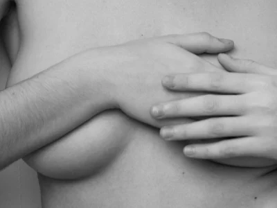 porque hay mujeres que no se le desarrollan los senos